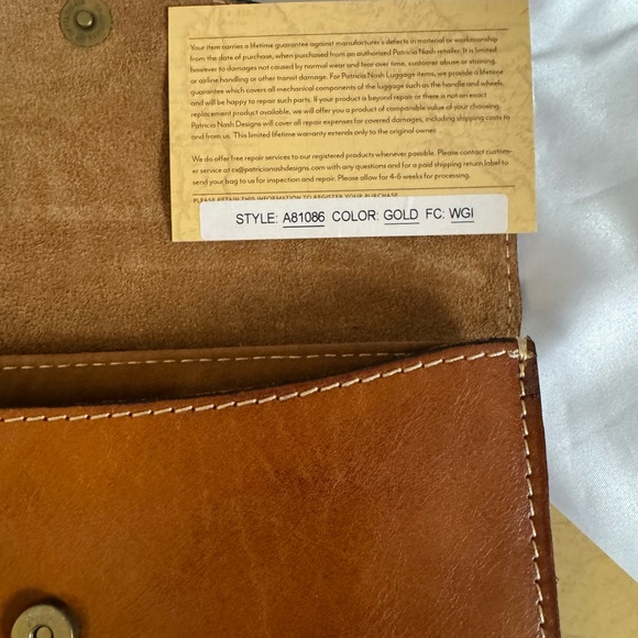 Patricia Nash Gold Burnished Tooled Mini. NWT - Picture 5 of 6